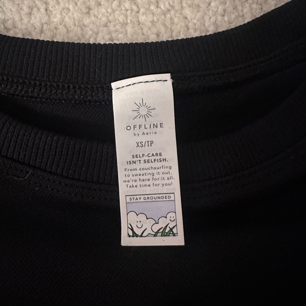Aerie Black Women's Crop Top - Picture 3 of 3